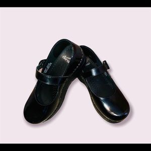 Women’s Black Dansko Patent Leather Mary Janes Size 36